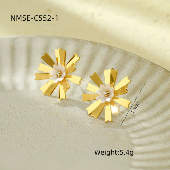 Wholesale Women's Light Luxury Highend Stainless Steel And Titanium Steel Earrings With Geometric Flowers And Pearl Design Electroplated