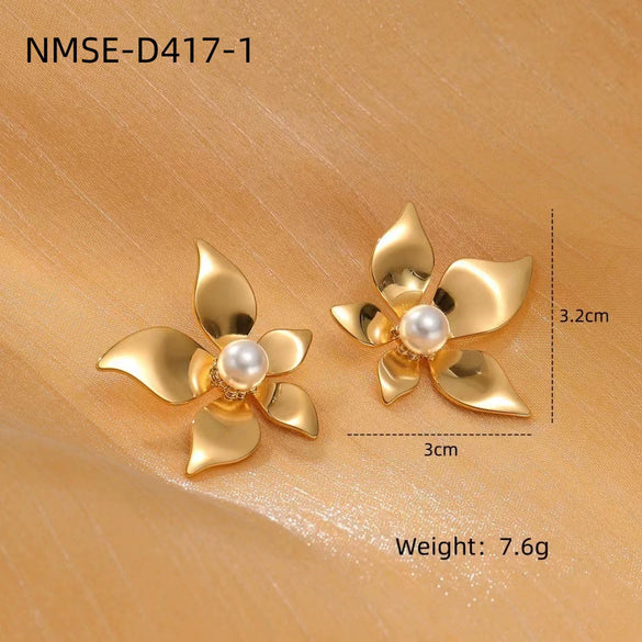 Wholesale Women's Light Luxury Highend Stainless Steel And Titanium Steel Earrings With Geometric Flowers And Pearl Design Electroplated