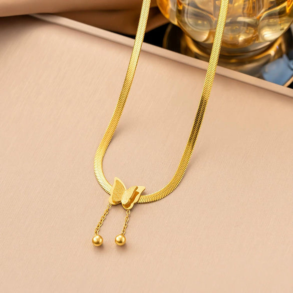 Wholesale Women's Light Luxury 18K Real Gold Plated Titanium Steel Snake Bone Chain Necklace With Geometric And Animal Patterns