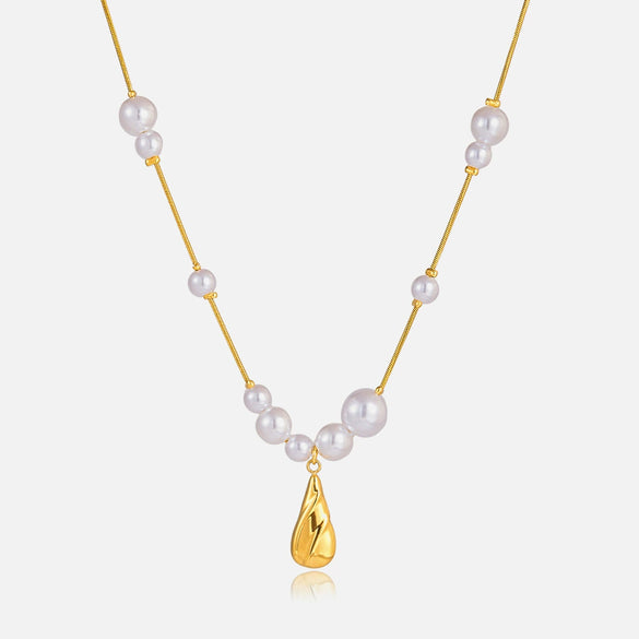 Wholesale Women's Light Luxury Minimalist Drop Shape Ushaped Stainless Steel Electroplated Snake Bone Chain Necklace Pendant