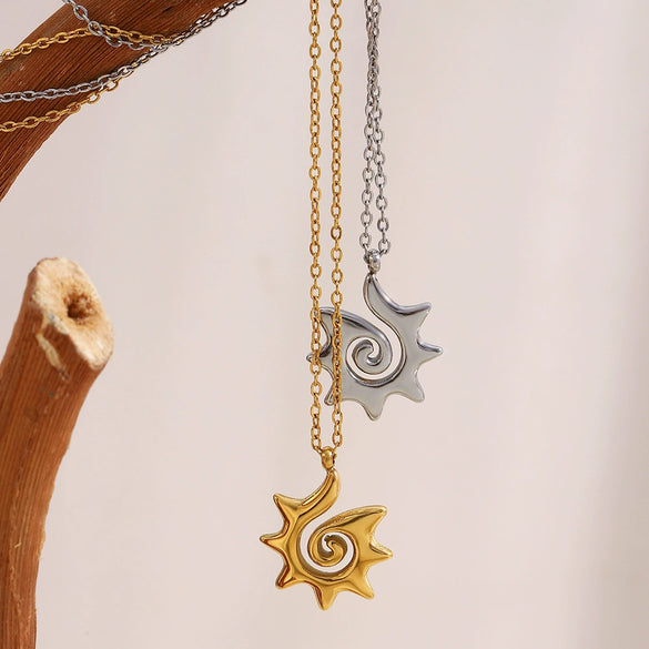 Wholesale Women's Light Luxury Minimalist Geometric Stainless Steel 18K Gold Plated Pendant Necklace