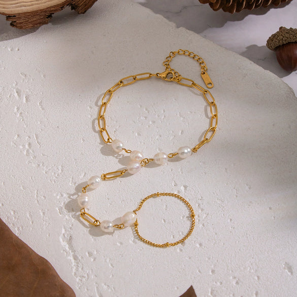 Wholesale Women's Light Luxury Minimalist Geometric Stainless Steel Real Gold Plated Finger Chain Bracelet With Natural Freshwater Pearls