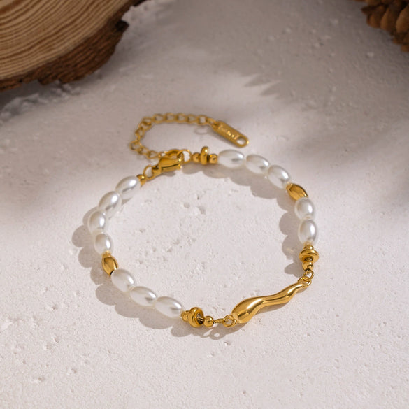 Wholesale Women's Light Luxury Minimalist Real Gold Plated Stainless Steel Irregular Geometric Pearl Shell Beads Beaded Bracelet Hand Jewelry