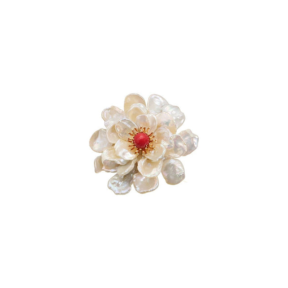Wholesale Women's Light Luxury Natural Pearl Baroque Flower Handmade Electroplated Brooch