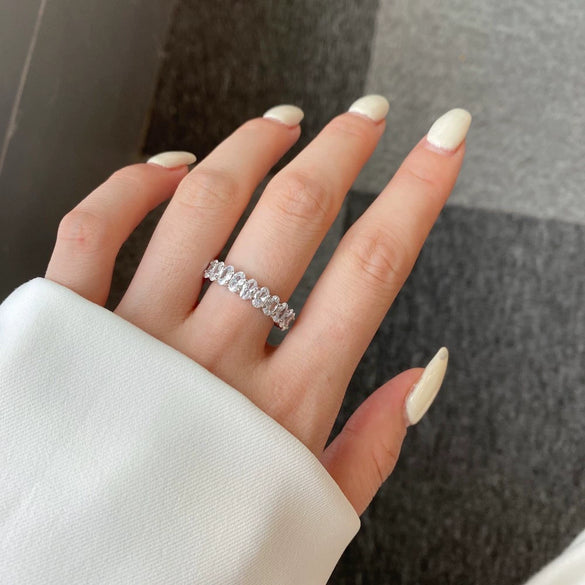 Wholesale Women's Light Luxury Oval Zircon Ring S925 Sterling Silver Geometric Electroplated