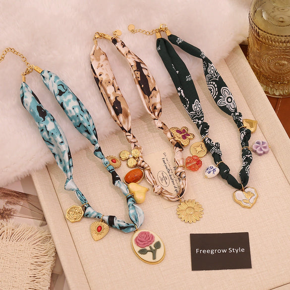 Wholesale Women's Light Luxury Real Gold Plated Handmade Flower Heart Scarf Chain Necklace Accessories