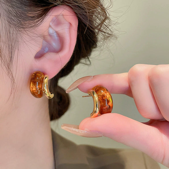 Wholesale Women's Light Luxury Resin Earrings With Geometric Heart Design And Electroplating