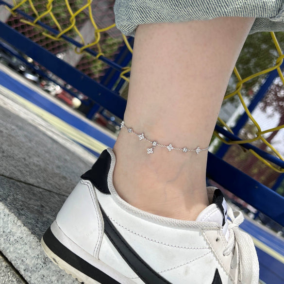 Wholesale Women's Light Luxury S925 Sterling Silver Anklet With Fourleaf Clover And Butterfly Design