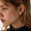 Wholesale Women's Light Luxury S925 Sterling Silver Geometric Snake Micropaved Earrings