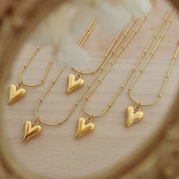 Wholesale Women's Light Luxury Simple Love Necklace 316L Stainless Steel 18K Gold Plated Geometric Design