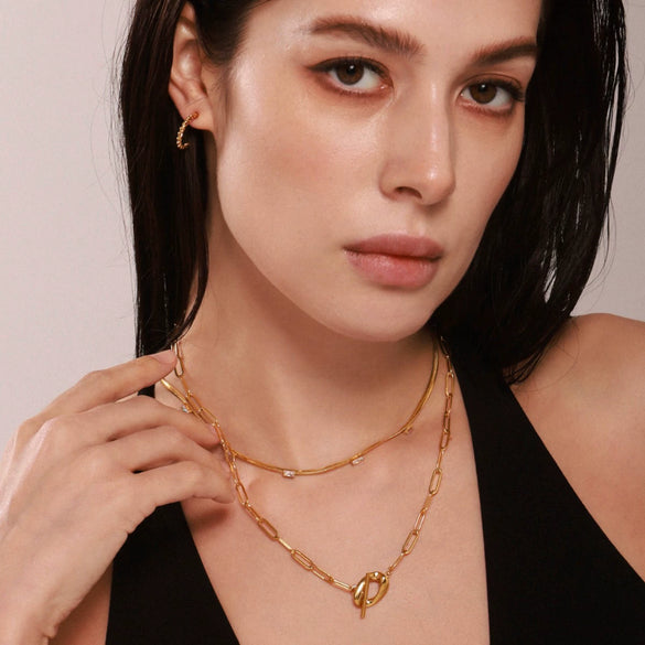 Wholesale Women's Light Luxury Square Zircon Stainless Steel Gold Plated Double Layer Stacked Blade Chain Necklace With Omega Ot Buckle And Geometric Design