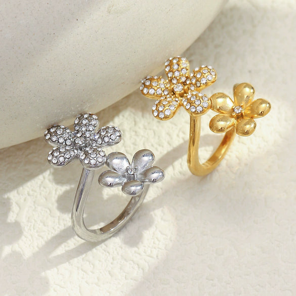 Wholesale Women's Light Luxury Stainless Steel Electroplated Flower Zircon Ring Hand Jewelry