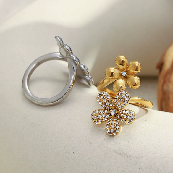 Wholesale Women's Light Luxury Stainless Steel Electroplated Flower Zircon Ring Hand Jewelry