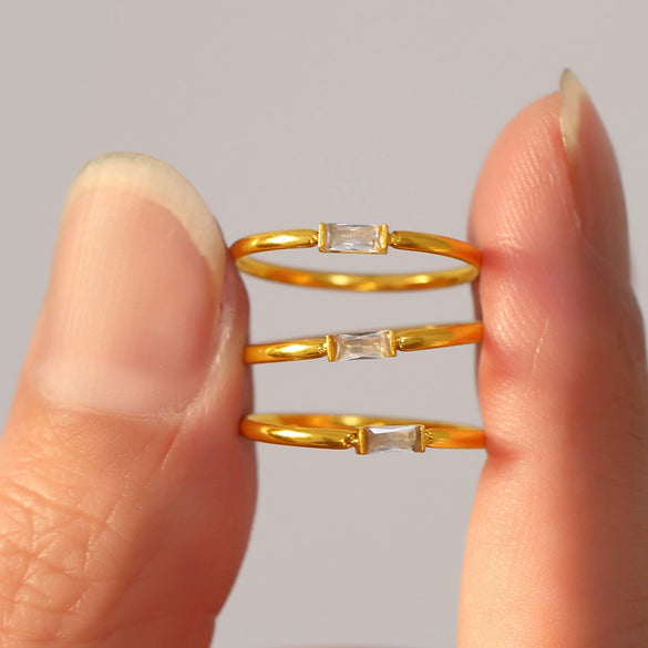 Wholesale Women's Light Luxury Stainless Steel Rectangular Geometric Fine Ring With Electroplating