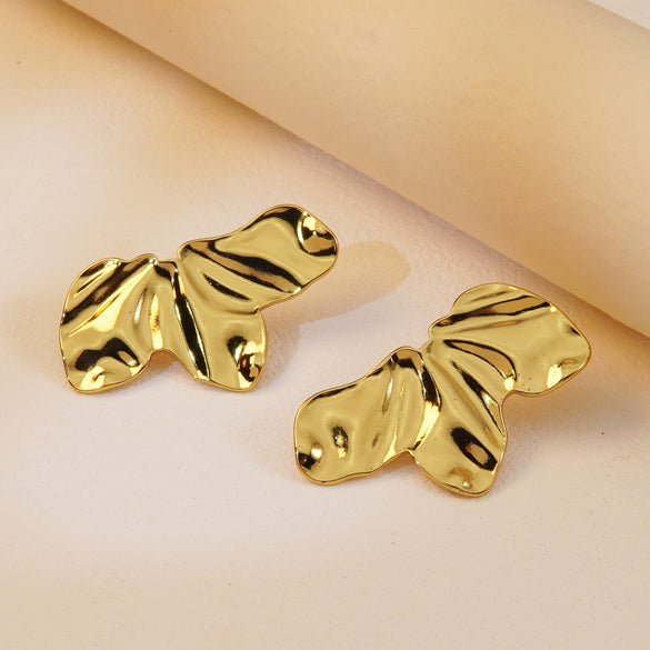 Wholesale Women's Light Luxury Stamped Stainless Steel Flower Earrings