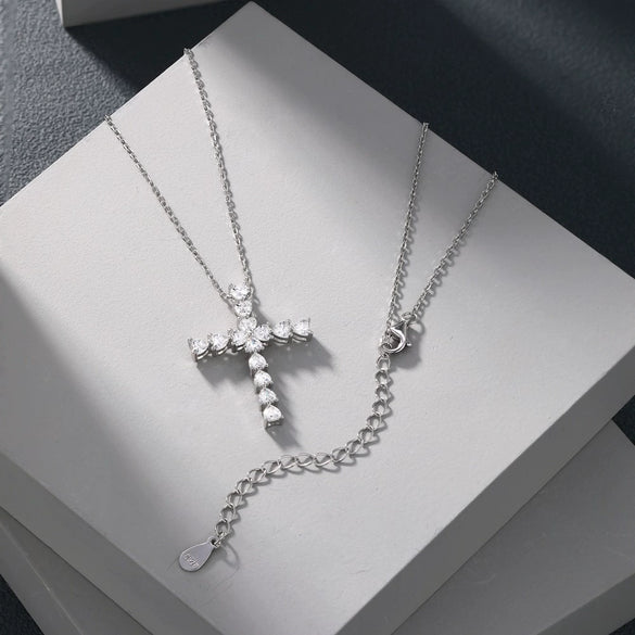 Wholesale Women's Light Luxury 925 Sterling Silver Necklace With Geometric Pattern And Love Zircon Inlaid Electroplated