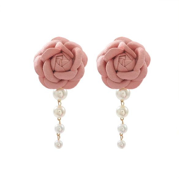 Wholesale Women's Light Luxury Style Hand Knitted Imitation Pearl Flower Earrings