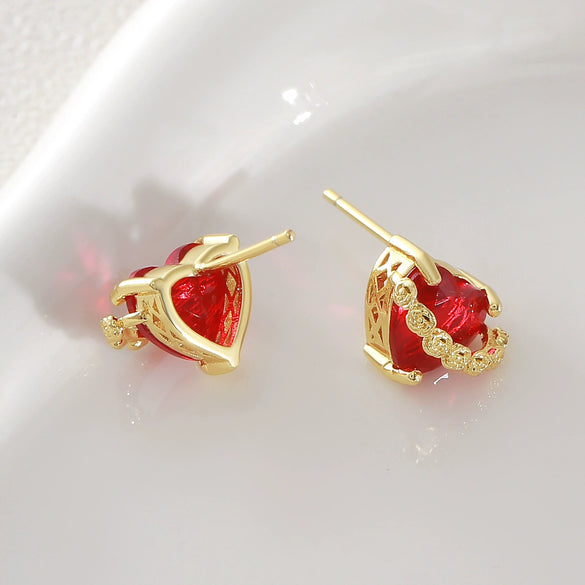 Wholesale Women's Light Luxury Style 18K Goldplated Copper Red Heartshaped Zircon Stud Earrings Jewelry Accessories