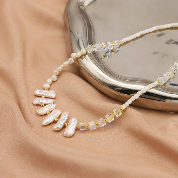Wholesale Women's Light Luxury Style Natural Freshwater Pearl Ushaped Bead Necklace With Bamboo Chain