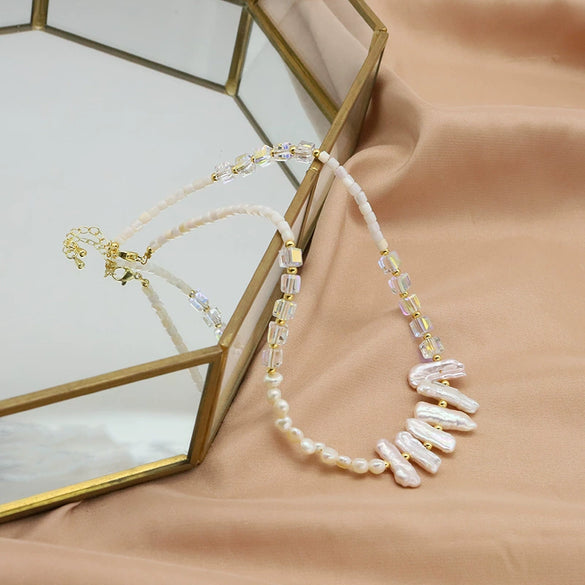 Wholesale Women's Light Luxury Style Natural Freshwater Pearl Ushaped Bead Necklace With Bamboo Chain
