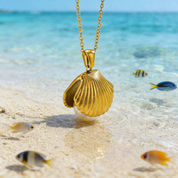 Wholesale Women's Light Luxury Style Shell Pattern Stainless Steel 18K Goldplated Pearl Necklace