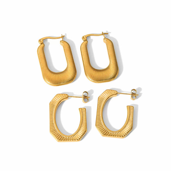 Wholesale Women's Light Luxury Style Titanium Steel And Stainless Steel Geometric U Shape Tassel Earrings With Electroplating