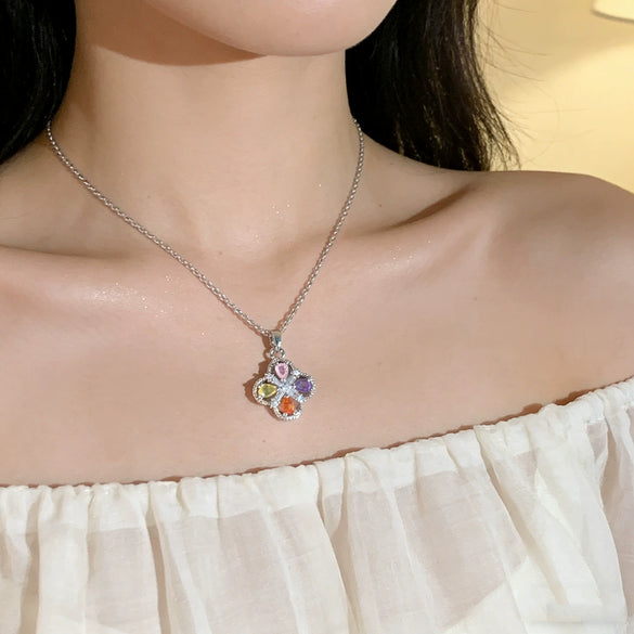 Wholesale Women's Light Luxury Style Titanium Steel Necklace With Zircon Inlaid Copper Flower Pendant And Oshaped Chain