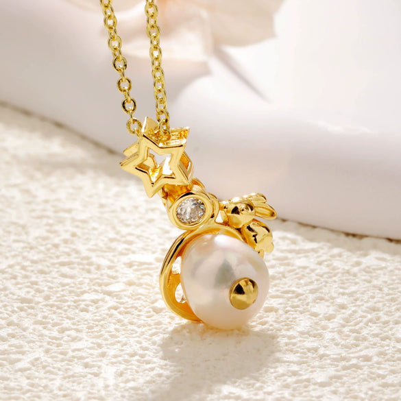 Wholesale Women's Light Luxury Sweet Style Copper Gold Plated Freshwater Baroque Pearl Necklace With Butterfly Flower Drop Shape Design