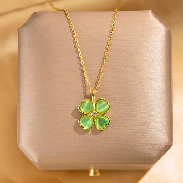 Wholesale Women's Light Luxury Titanium Steel And Copper Love Four Leaf Clover Cat's Eye Stone O Chain Necklace