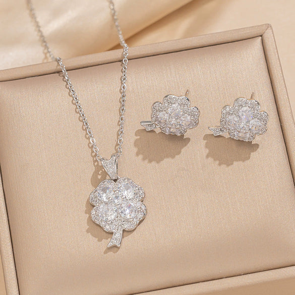 Wholesale Women's Light Luxury Titanium Steel Jewelry Set With Full Diamond Four Leaf Clover Earrings And Necklace Set With Diamonds