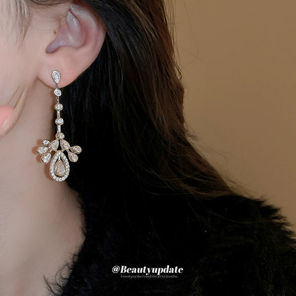 Wholesale Women's Light Luxury Zircon Inlaid Dropshaped Tassel Earrings