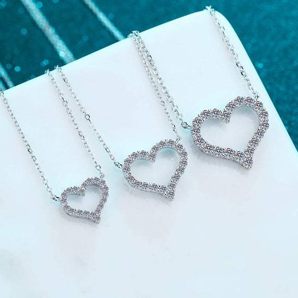 Wholesale Women's Love Pendant Necklace S925 Sterling Silver Plated With Pt950 Gold Heart Pattern