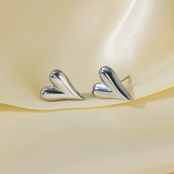 Wholesale Women's Love Series 18K Gold Plated Titanium Steel Heart Shaped Earrings With Electroplating