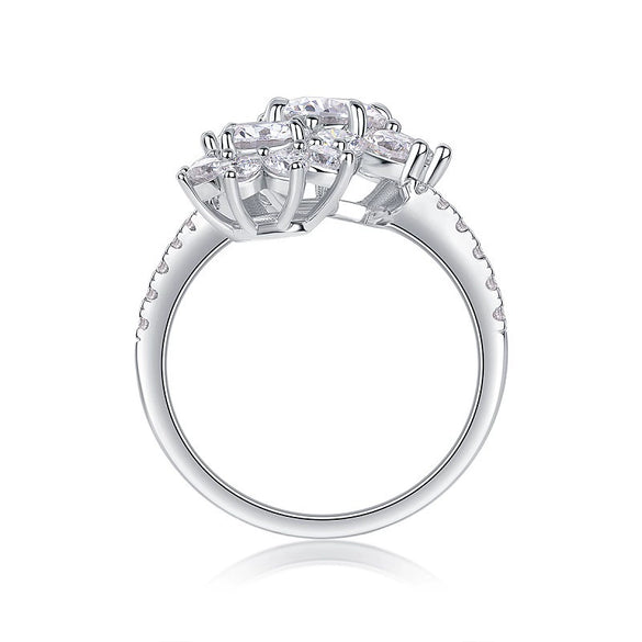 Wholesale Women's Luxury Highend Sense Geometric Moissanite Inlaid Silver Ring