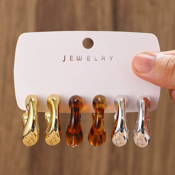 Wholesale Women's Maillard Style Geometric Leopardprint Resin Cshaped Electroplated Ear Clips
