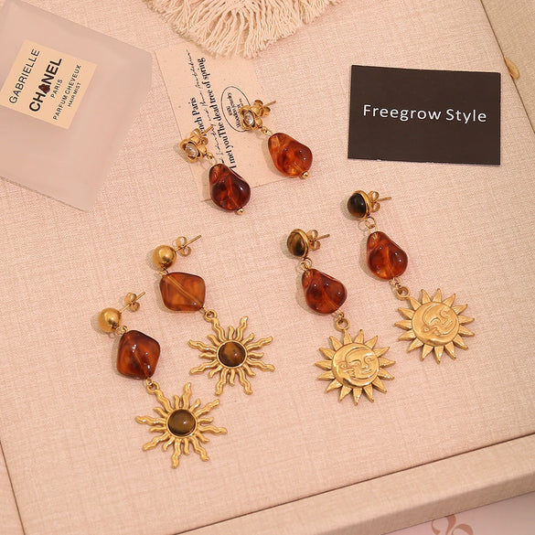 Wholesale Women's Maillard Style Geometric Tiger Eye Real Gold Plated Titanium Steel Earrings