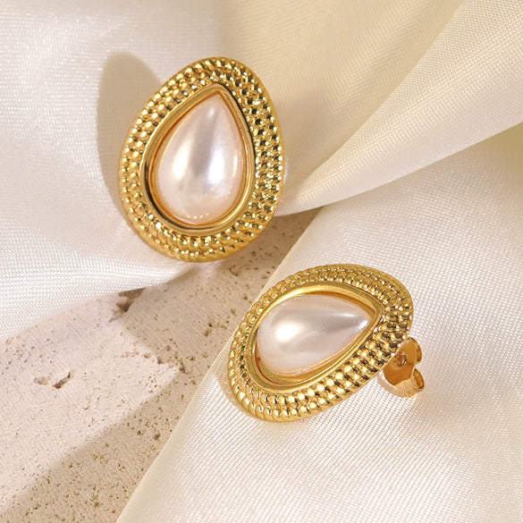 Wholesale Women's Medieval Geometric Pearl Stainless Steel Electroplated Earrings Highend Jewelry