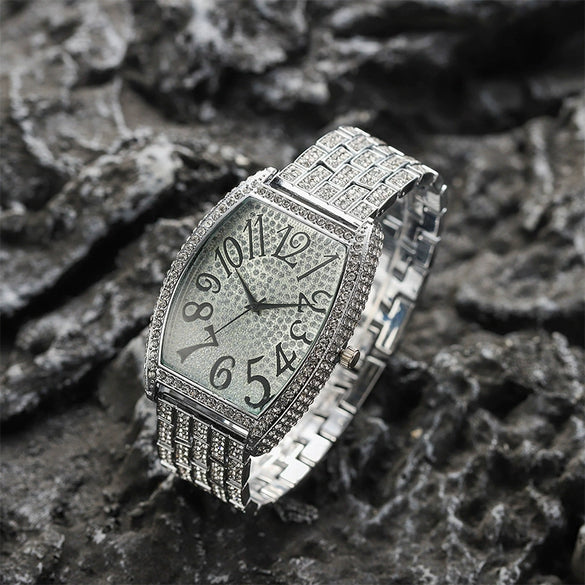 Wholesale Women's Metal Barrel Dial Quartz Watch Fashion Style