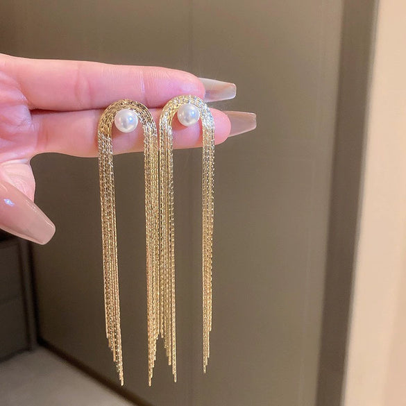 Wholesale Women's Metal Geometric Diamond Tassel Earrings With Silver Needle Chain