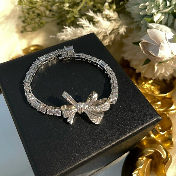 Wholesale Women's Metal Zircon Bow Splicing Fashion Hand Jewelry Bracelet