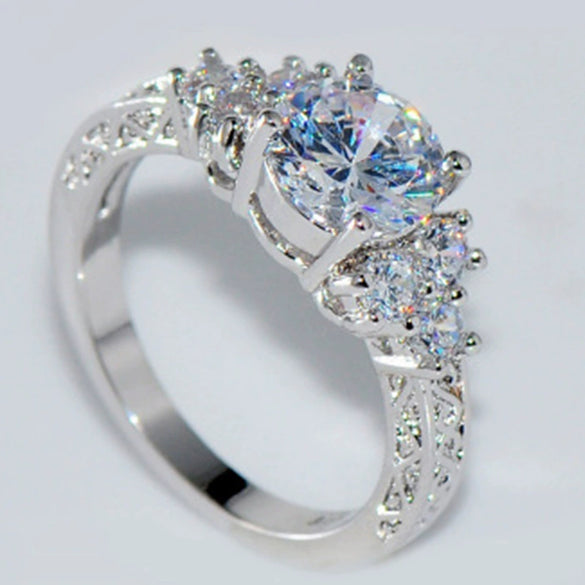 Wholesale Women's Metal Zircon Rings With Geometric Design And Electroplating Treatment