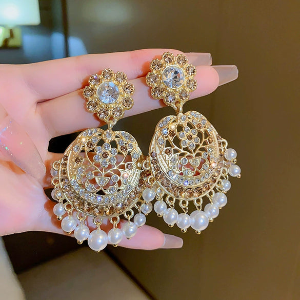 Wholesale Women's Midancient Vintage Jewelry Medieval Style Alloy 925 Silver Geometric Drop Shape Earrings Set With Diamonds