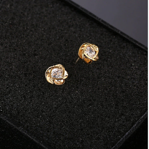 Wholesale Women's Mini Cartoon Animal Zodiac 925 Sterling Silver Earrings With Electroplating