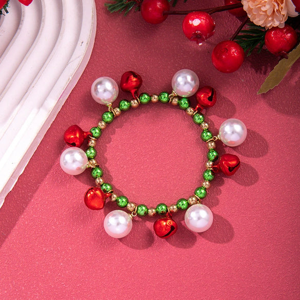 Wholesale Women's Minimalist Christmas Polymer Clay Bracelet With Snowflake And Christmas Tree Pendant