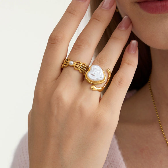 Wholesale Women's Minimalist Electroplated Heart Shape Stainless Steel Ring Jewelry