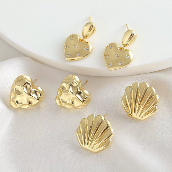 Wholesale Women's Minimalist Geometric Heartshaped Copper Earrings With Electroplating