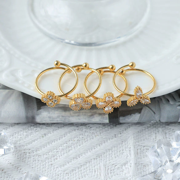 Wholesale Women's Minimalist Geometric Inlaid Heartshaped Zircon Titanium Steel Ring With Electroplating