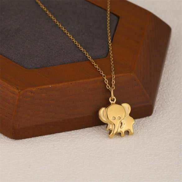 Wholesale Women's Minimalist Geometric 18K Gold Plated Stainless Steel Elephant Pendant Cross Chain Necklace
