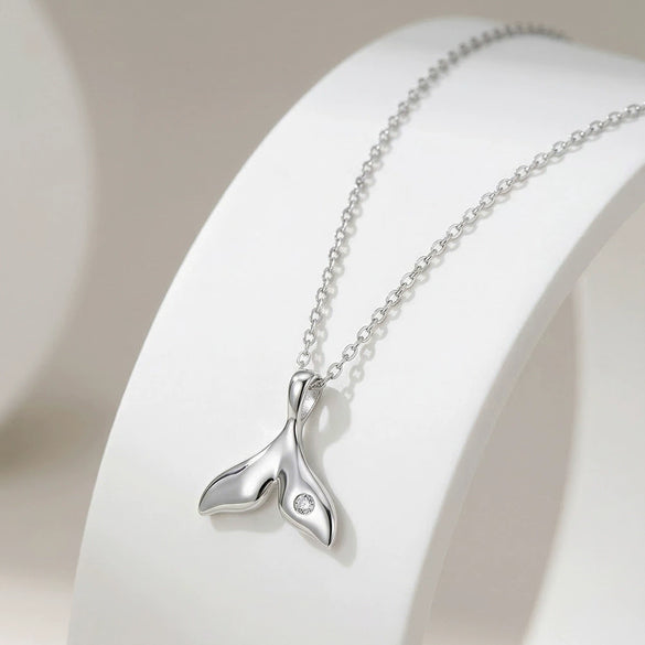 Wholesale Women's Minimalist Geometric Mermaid Tail Pendant 925 Silver Electroplated Cross Chain Necklace