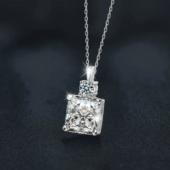 Wholesale Women's Minimalist Geometric Moissanite S925 Silver Square Pendant Cross Chain Necklace
